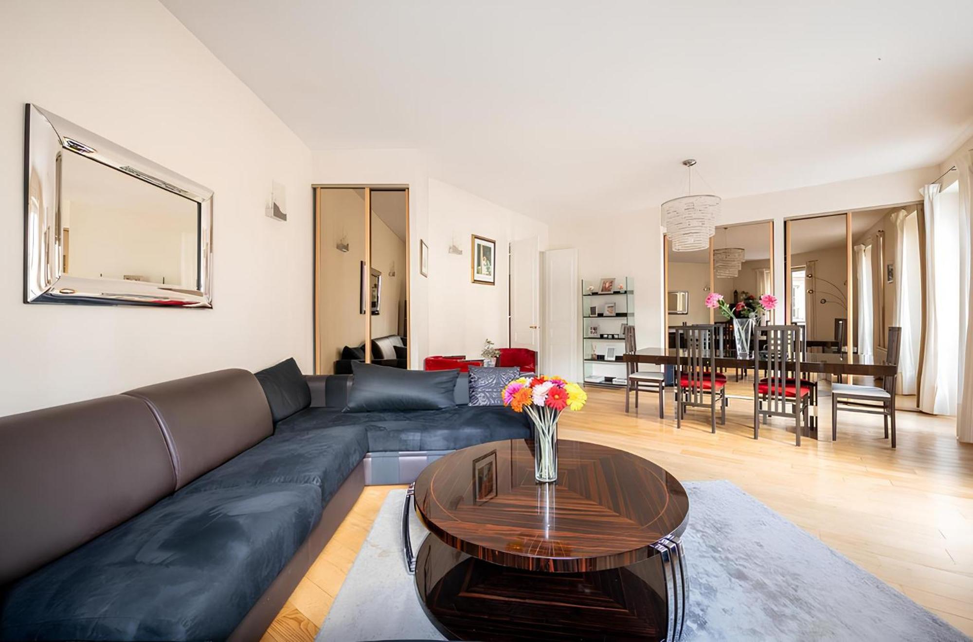 Luxury Style Appartement, Arc De Triomphe - Champs Elysees ปารีส ภายนอก รูปภาพ