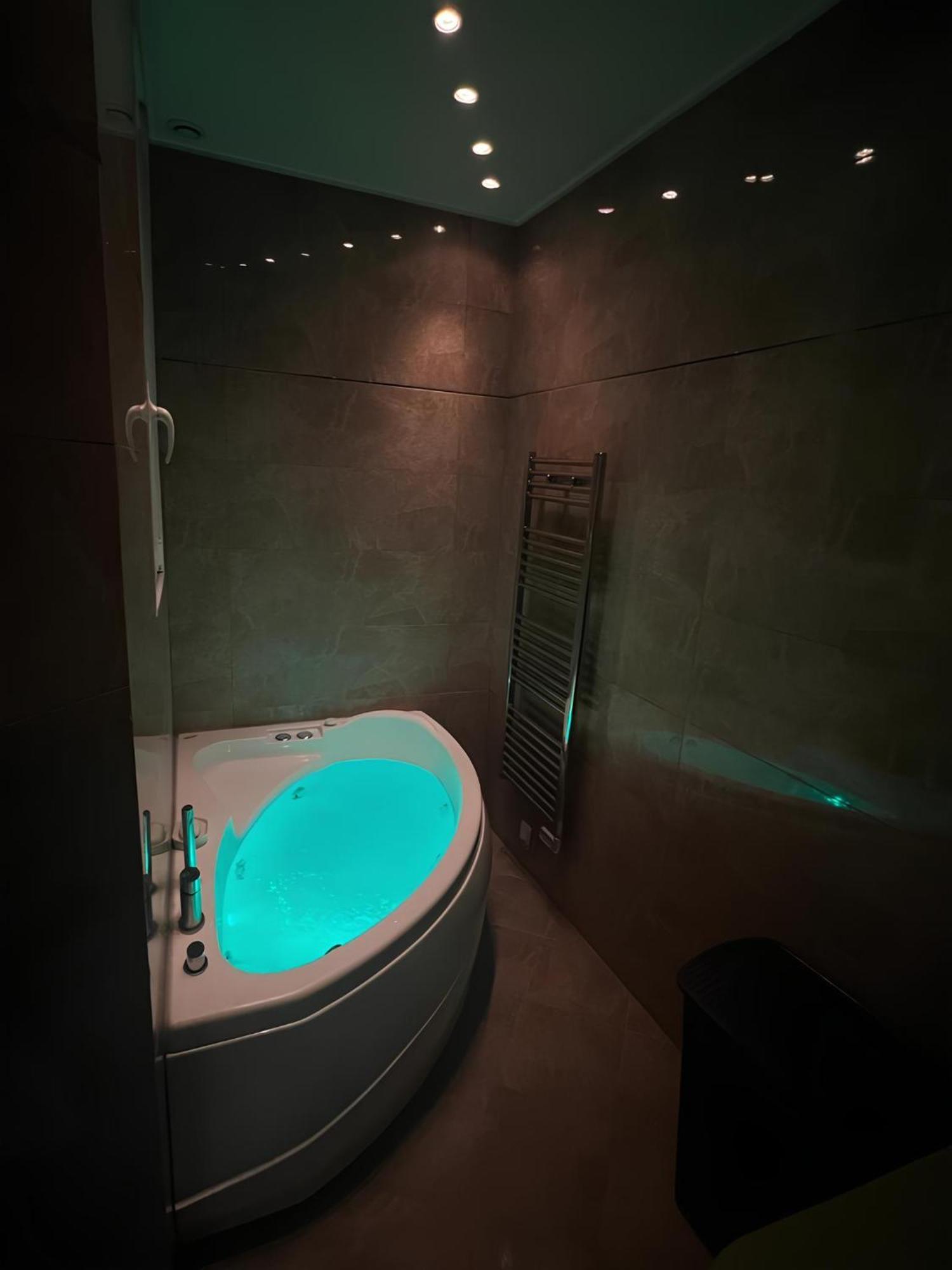 Luxury Style Appartement, Arc De Triomphe - Champs Elysees ปารีส ภายนอก รูปภาพ